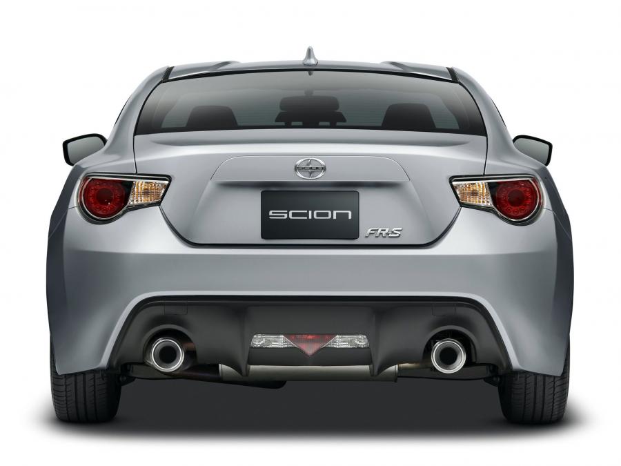  Scion FR-S 2015 года  (фото 2 из 12)